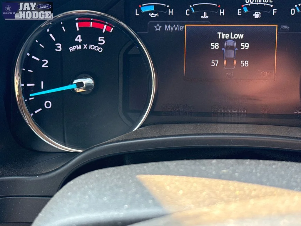 Used 2020 Oxford White Ford Lariat image 21
