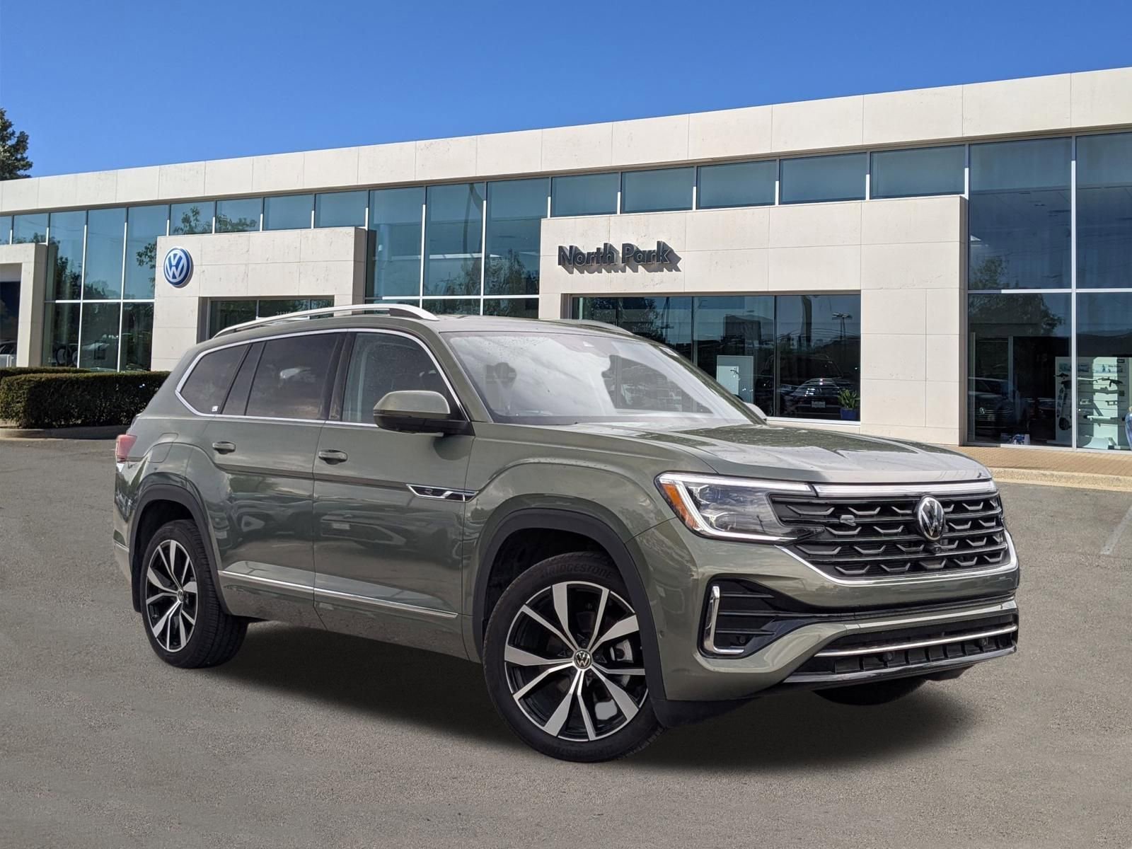 2026 Volkswagen Atlas 2.0T SEL Premium R-Line 4MOTION's photo