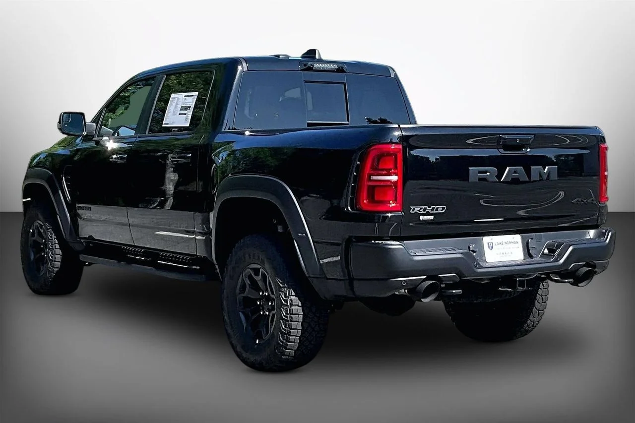 New 2026 Diamond Black Crystal Pearl-Coat Exterior Paint RAM RHO image 6
