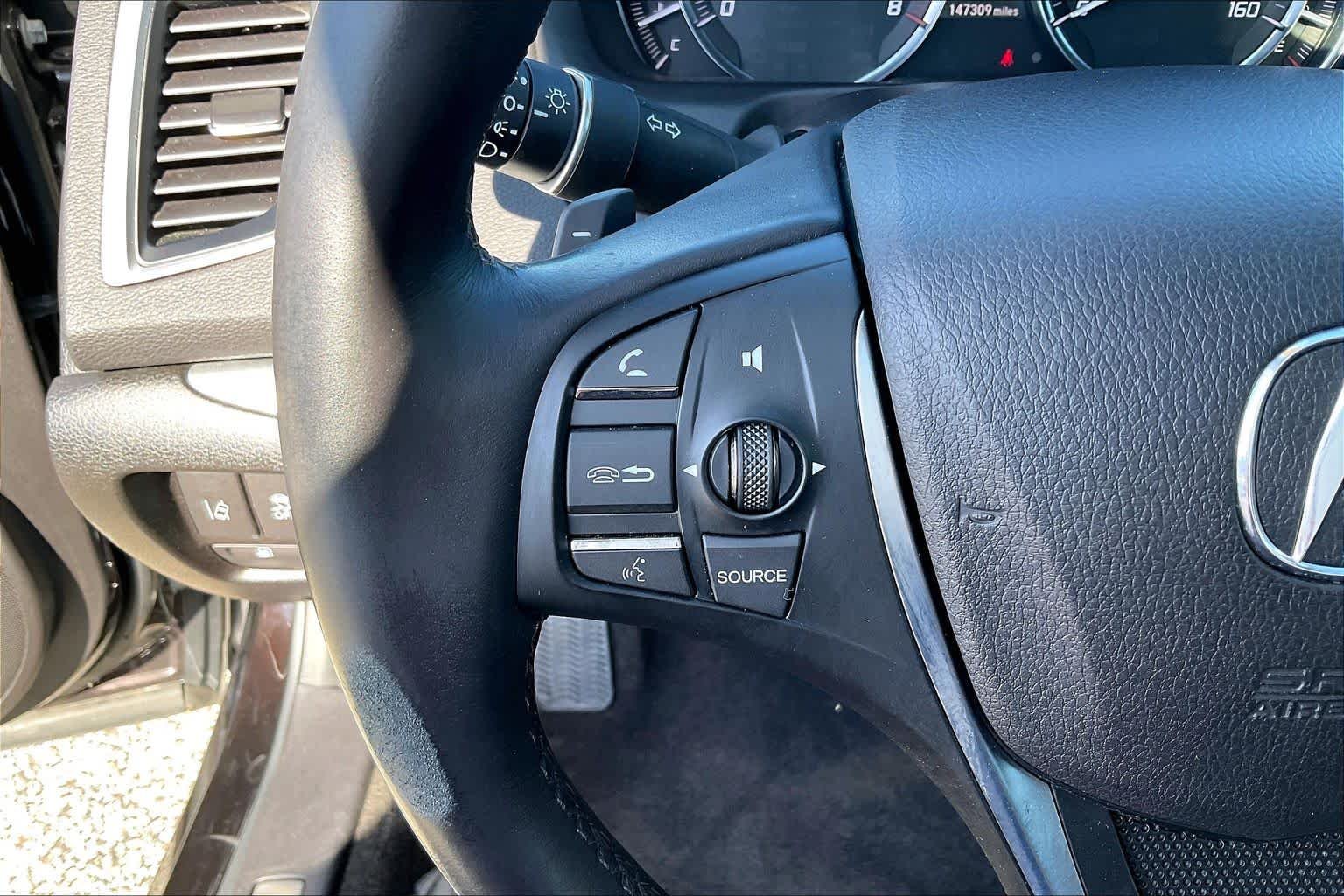 2017 Acura TLX Technology Package - Photo 23