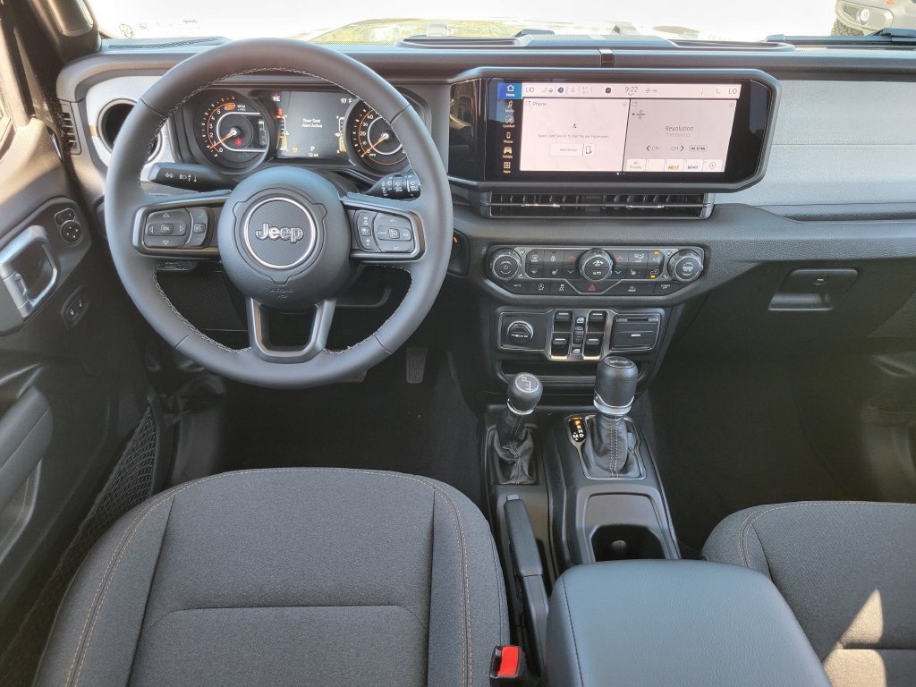 2027 Jeep Wrangler 4-Door photo 4