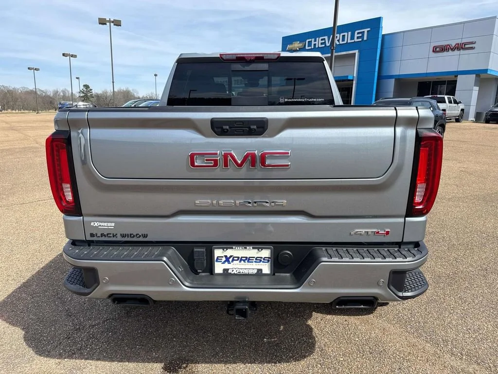 2025 GMC Sierra 1500 AT4 - Photo 13