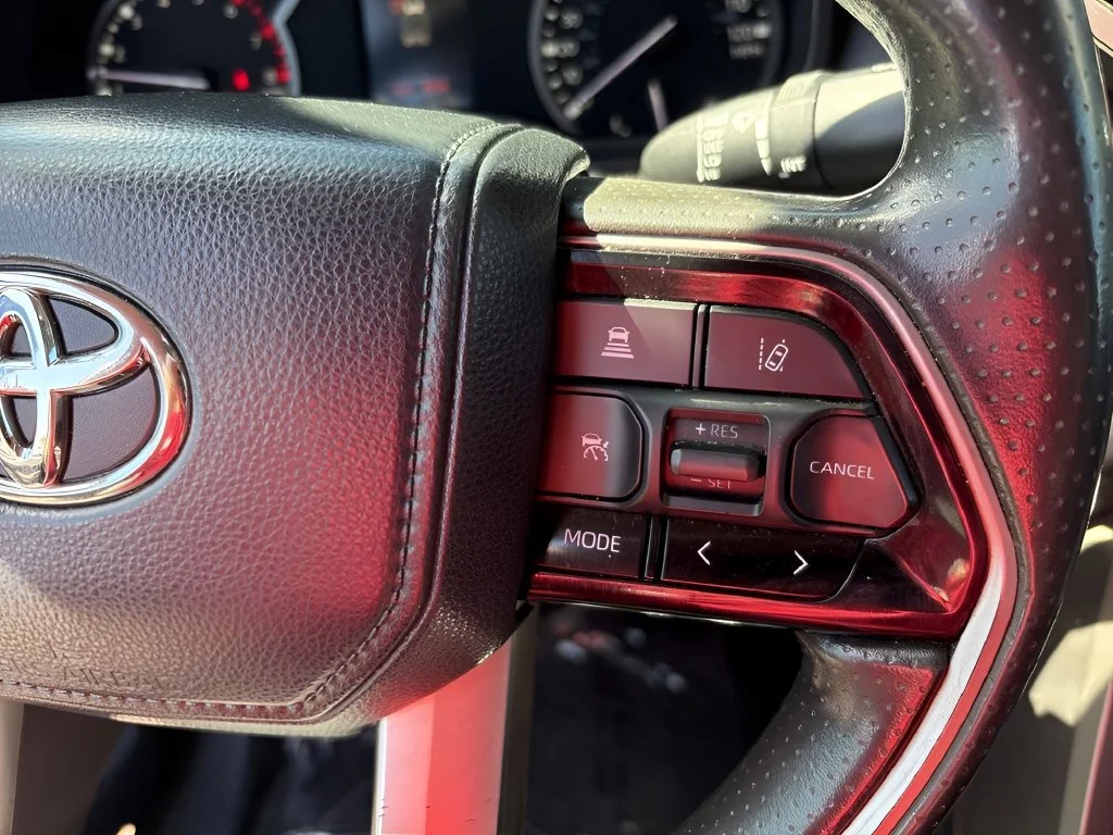 Used 2022 Blue Toyota SR5 image 18