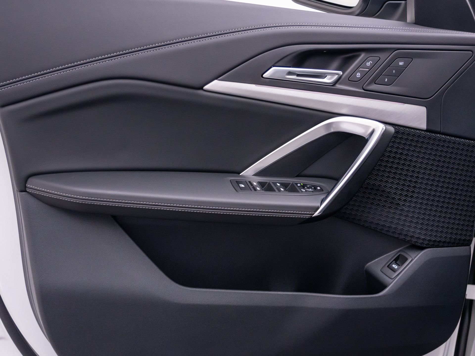 New 2026 Alpine White BMW xDrive28i image 14