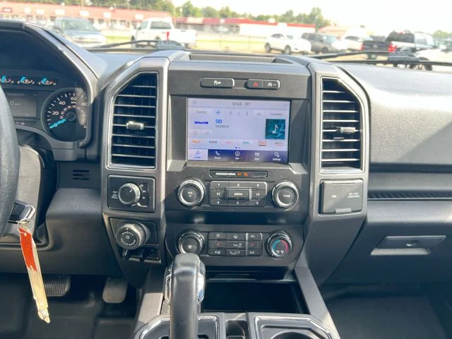 Used 2019 Black Ford XLT image 14