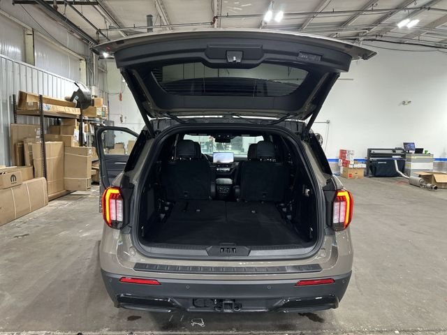 Used 2026 Gray Ford ST-Line image 25