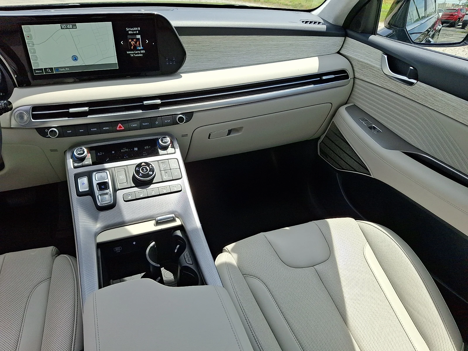 Used 2024 Black Hyundai Calligraphy image 17