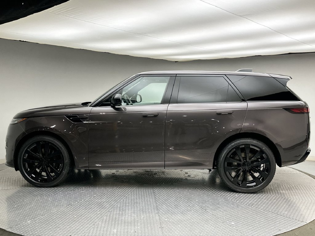 New 2027 Charente Grey Prem Met Land Rover Dynamic SE image 2