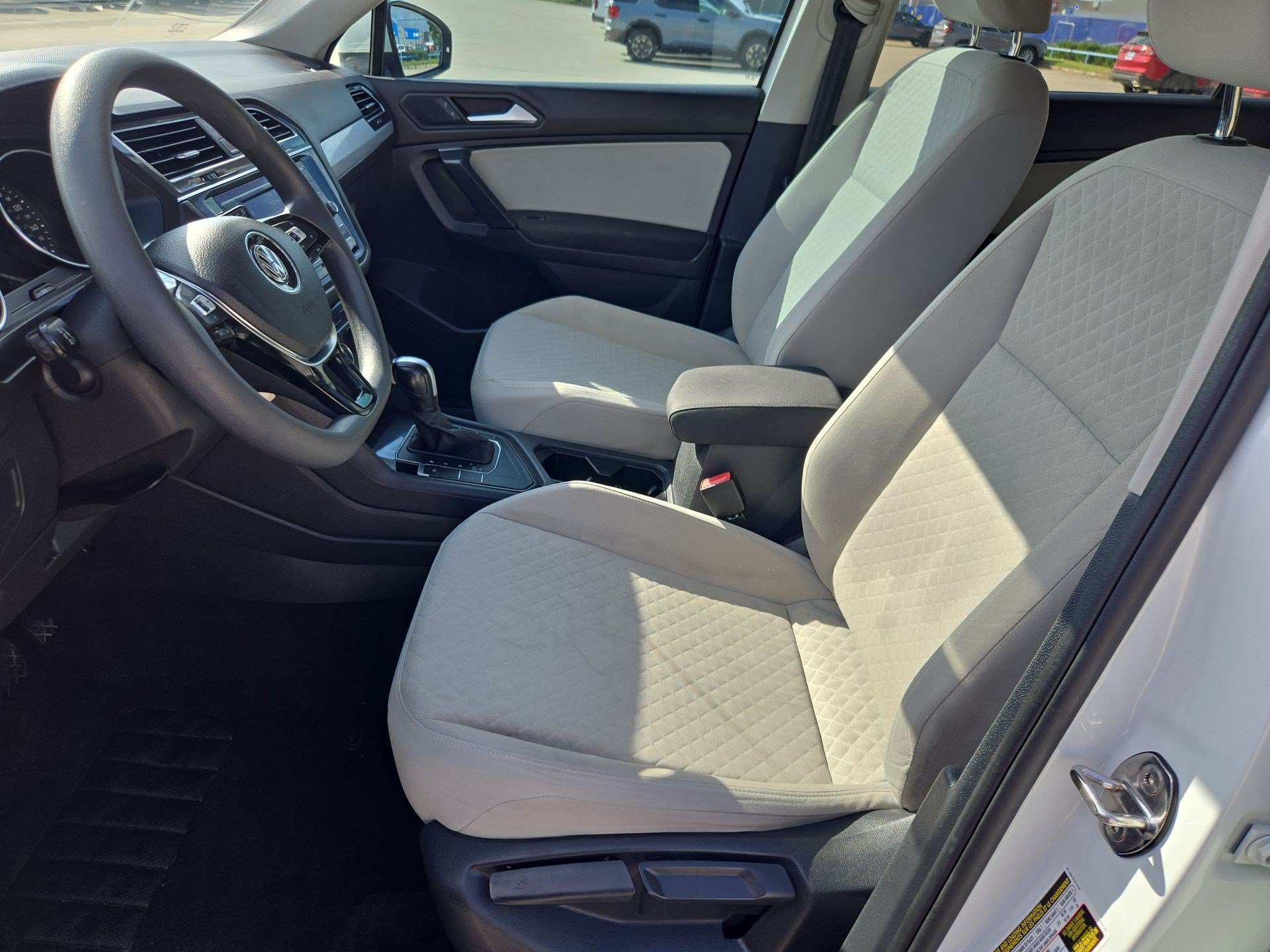 Used 2019 Pure White Volkswagen S image 14