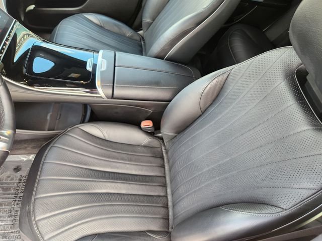 Certified Used 2023  Mercedes-Benz 500 SUV image 8