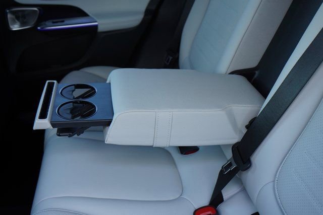 New 2026 Graphite Grey Metallic Mercedes-Benz GLC 300 image 55