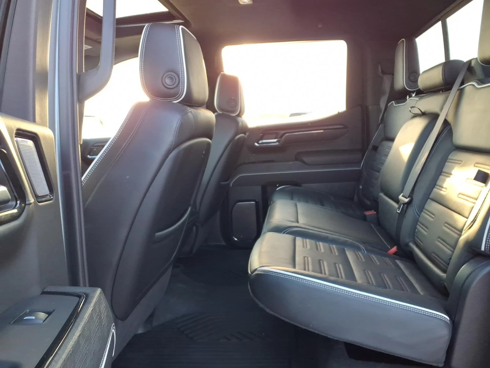 Used 2024 Thunderstorm Gray GMC AT4X image 5