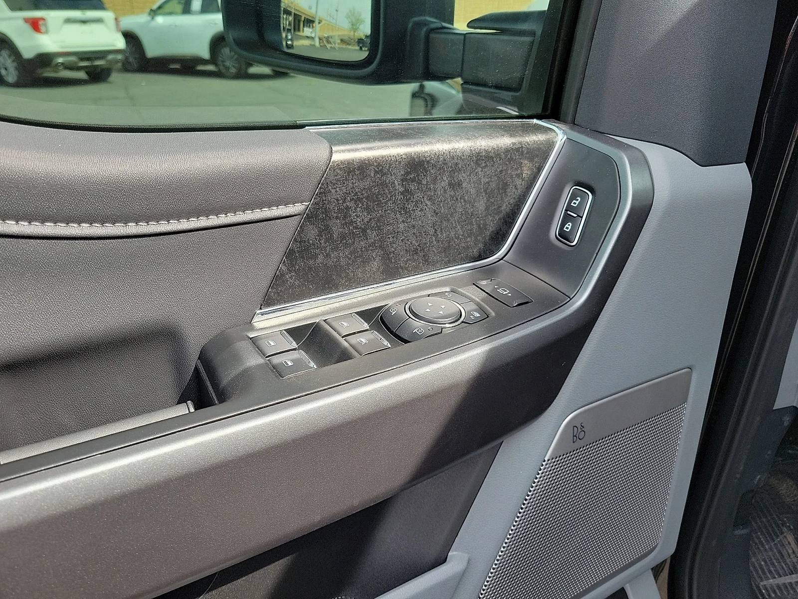 New 2026 Agate Black Metallic Ford F-250&reg; XLT image 11
