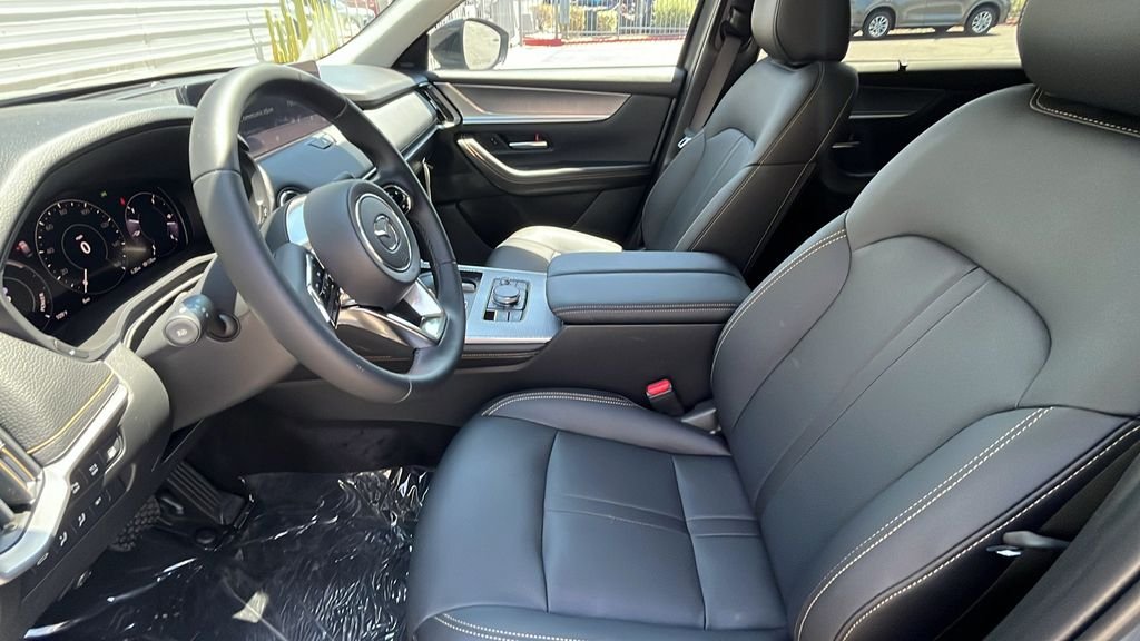 2025 Mazda CX-70 Premium Package - Photo 11
