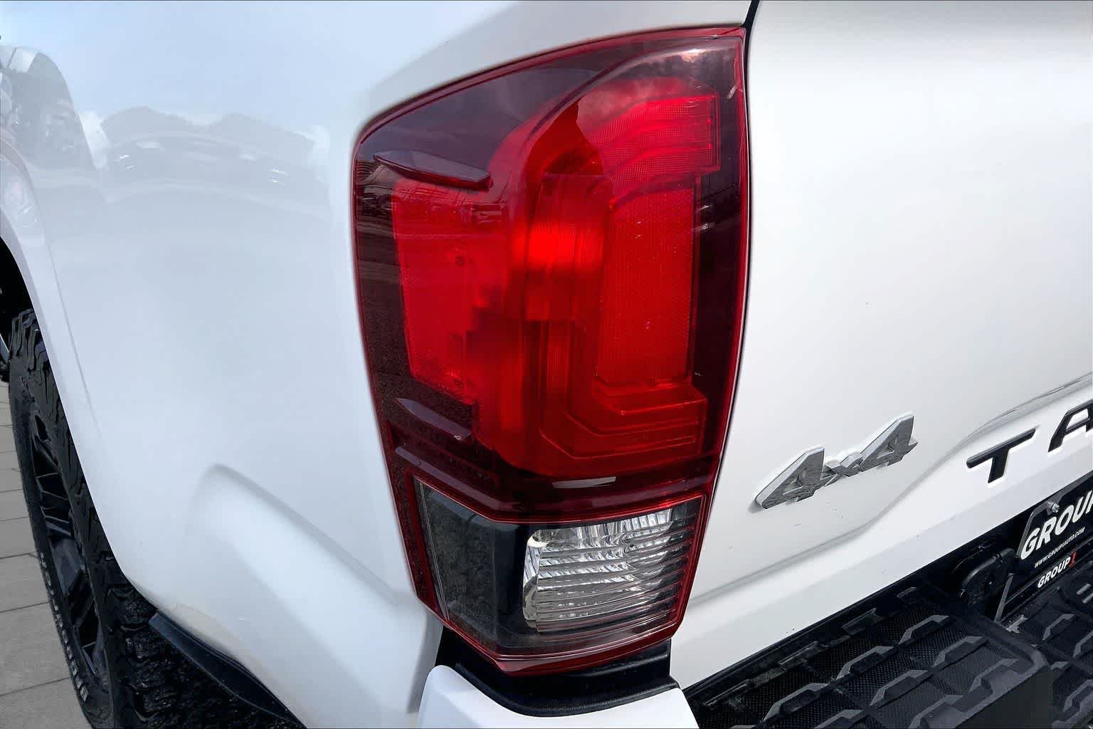Used 2021 Super White Toyota SR image 28