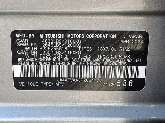 Used 2024 Gray Mitsubishi Black Edition image 28