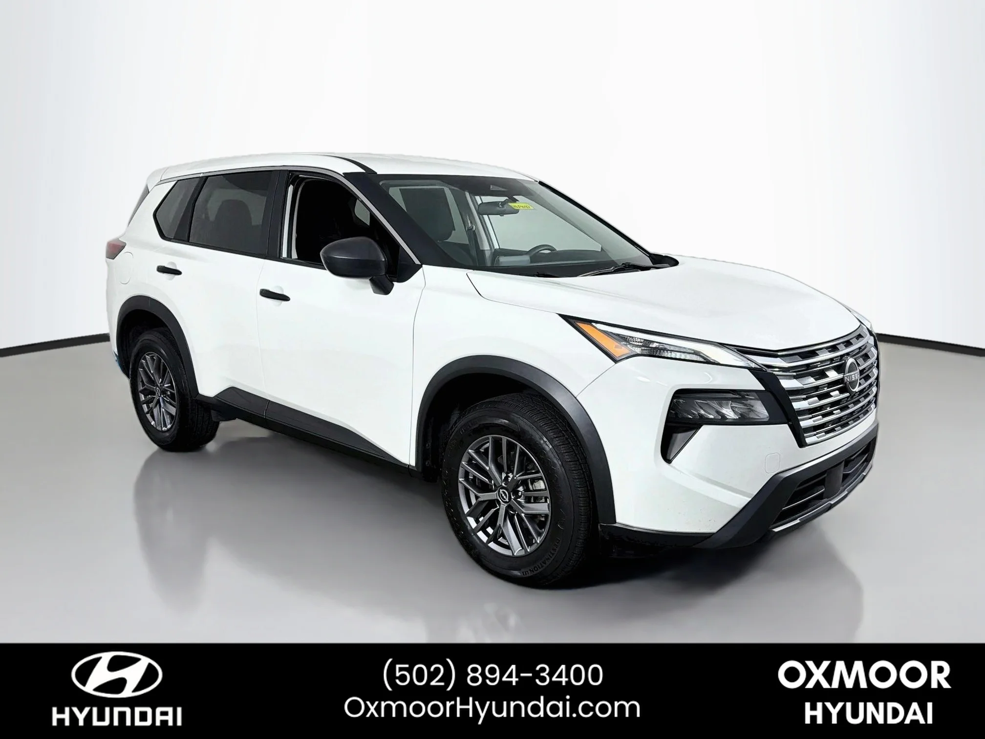 Used 2024 Glacier White Nissan S image 1