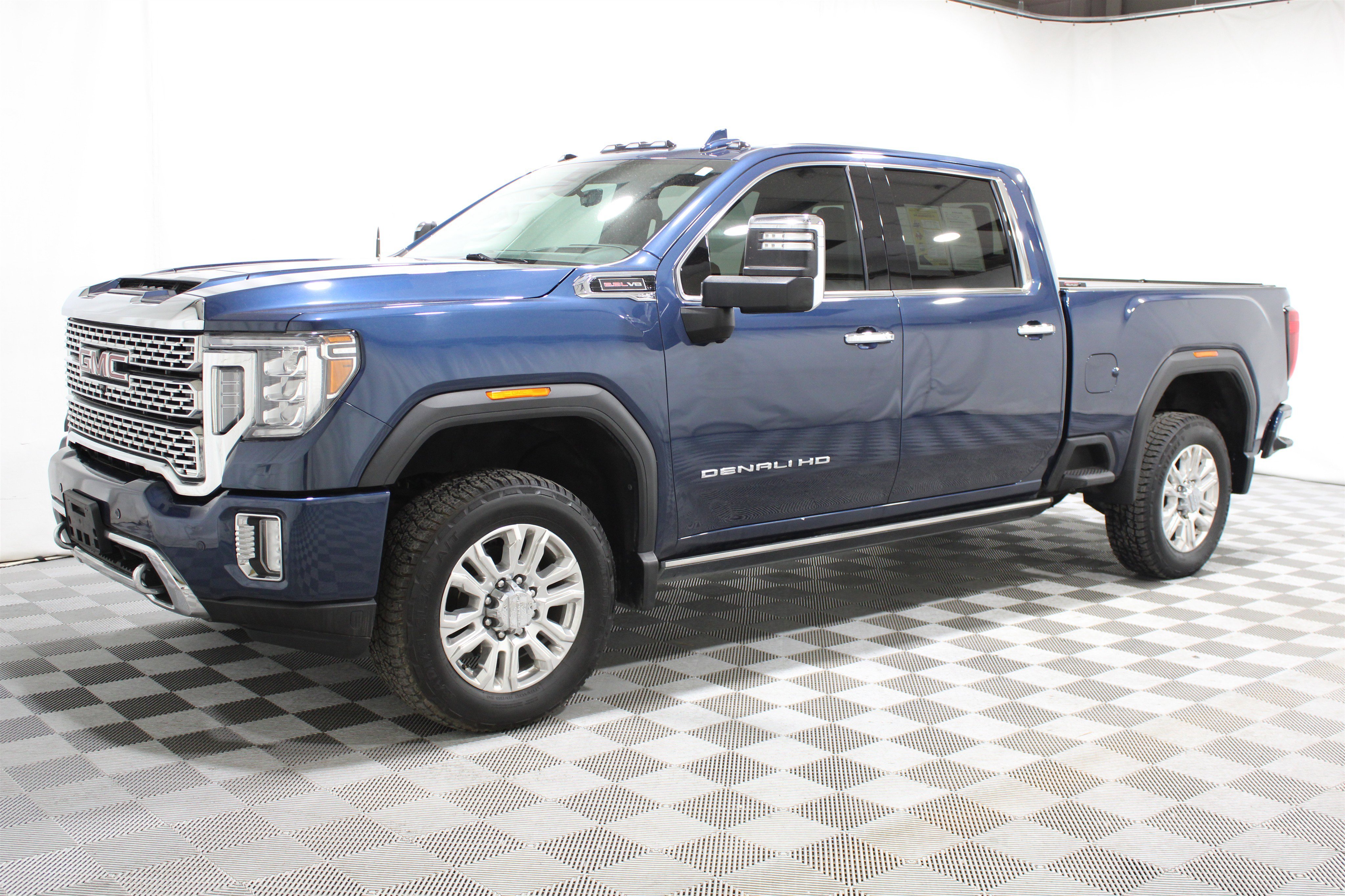 Used 2021 Pacific Blue Metallic GMC Denali image 34