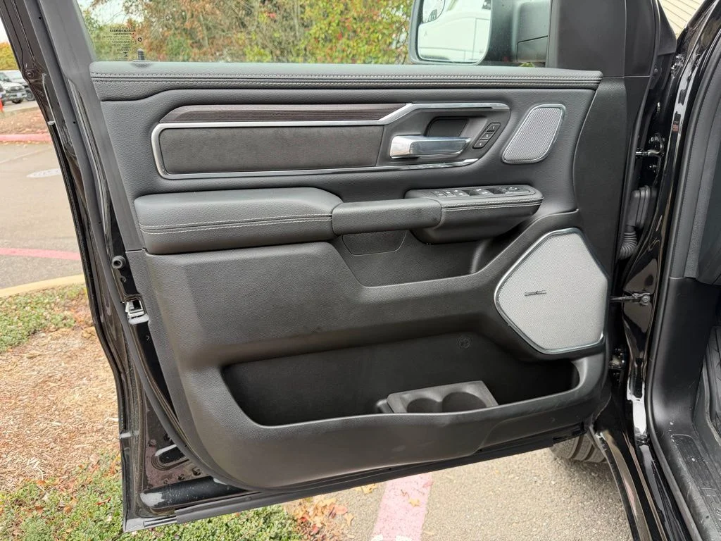 2026 RAM 1500 Laramie - Photo 11