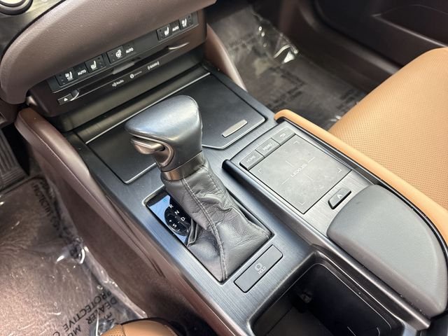 2021 Lexus ES 350 - Photo 21