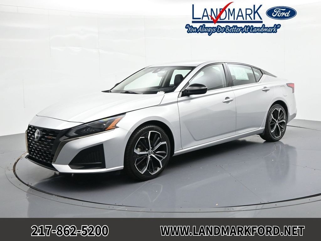 Used 2024 Brilliant Silver Metallic Nissan 2.5 SR Sedan image 1