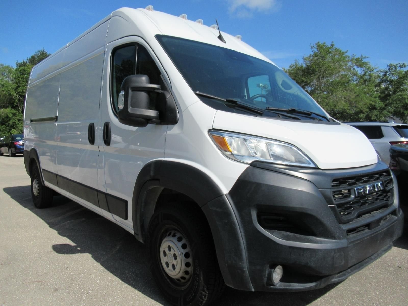 Used 2025 White Ram High Roof image 1