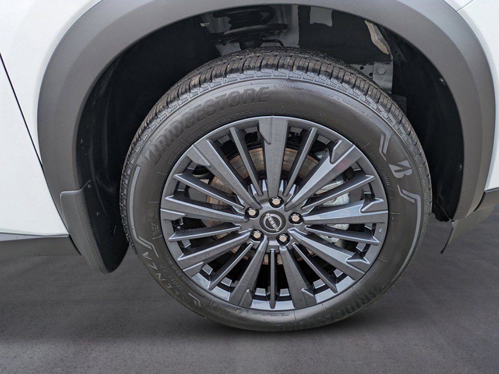 New 2026 Everest White Pearl Tricoat Nissan SL image 9