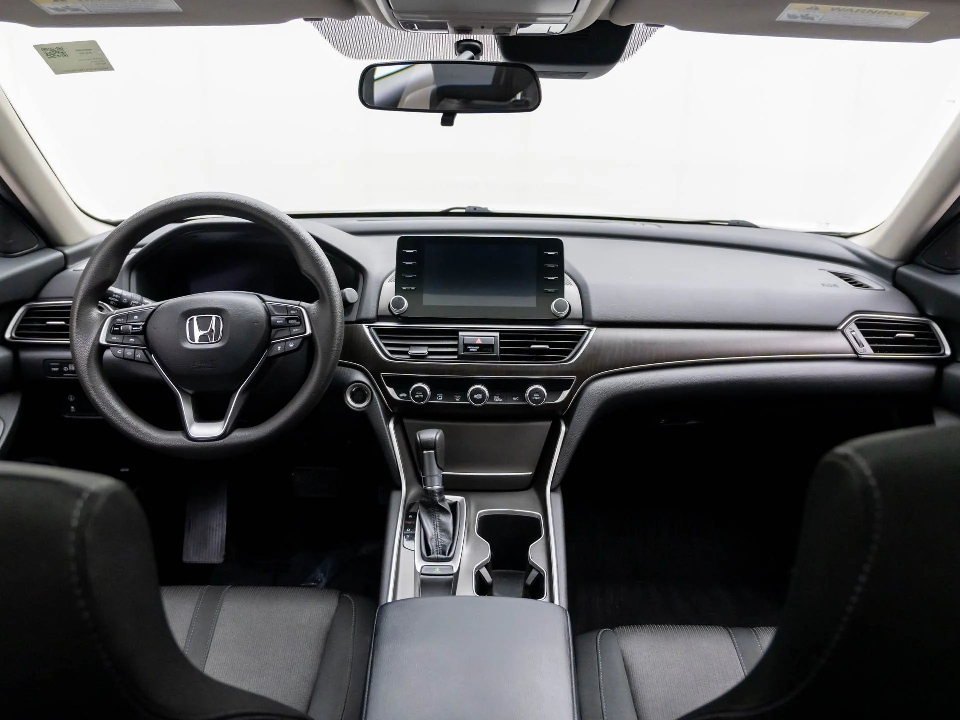 Used 2018  Honda EX image 9