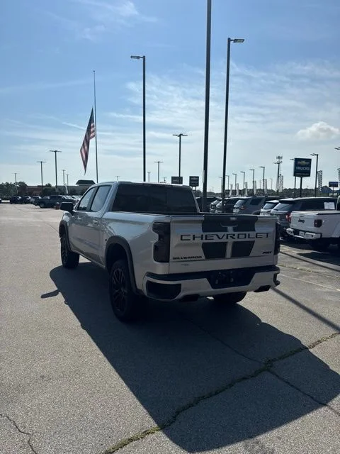 Used 2020 Silver Chevrolet RST image 7