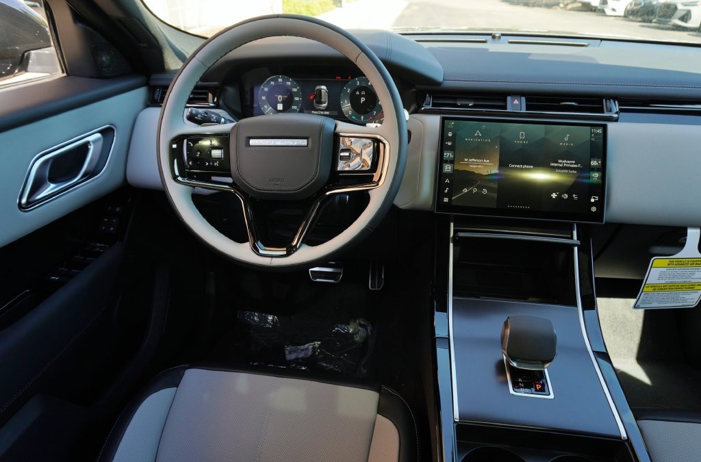 New 2026 Varesine Blue Land Rover P250 Belgravia image 15