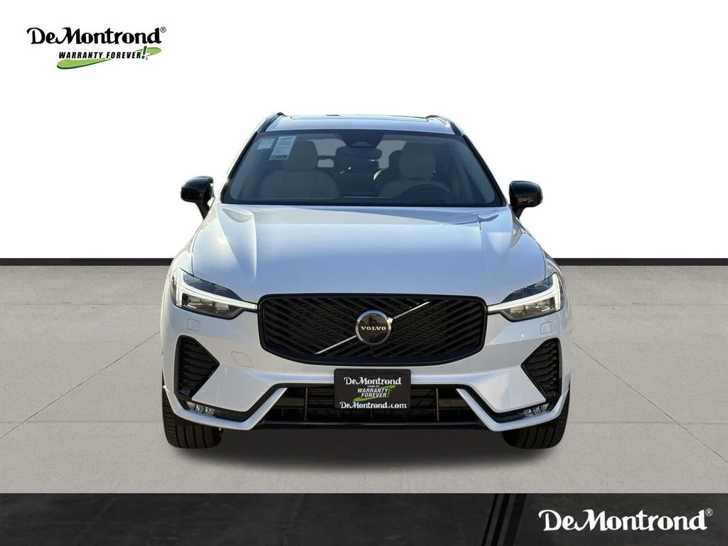 New 2026 Crystal White Volvo Ultra image 2