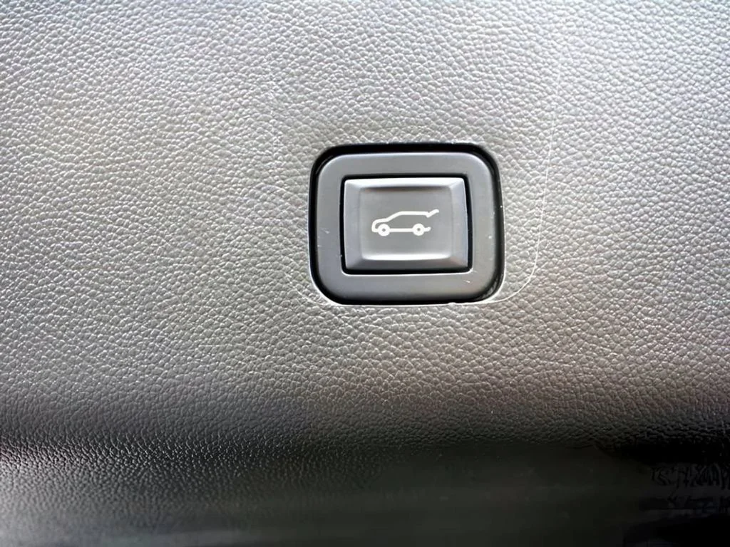 2020 Chevrolet Traverse RS - Photo 12