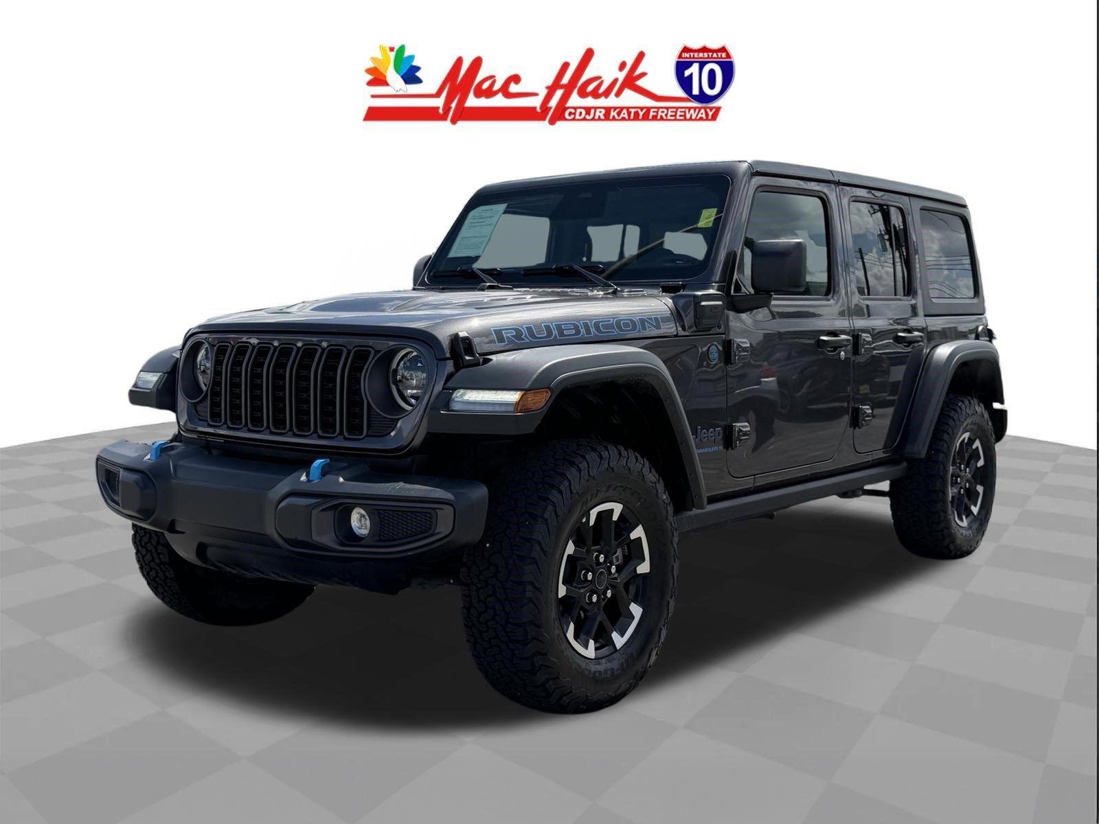 Used 2025 Granite Crystal Metallic Clearcoat Jeep Rubicon image 4