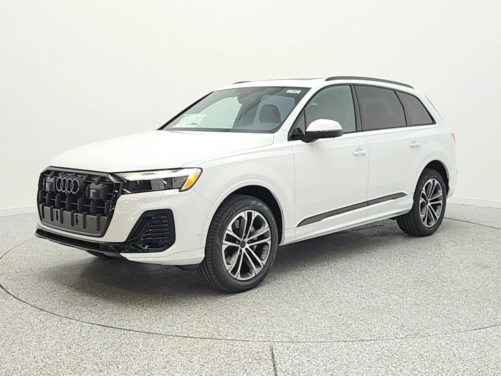 2026 Audi Q7 45 Premium Plus quattro Tiptronic's photo