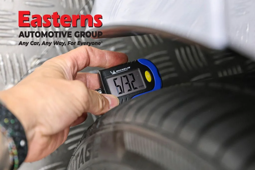 Used 2025 Gray Nissan 2.5 SR image 28