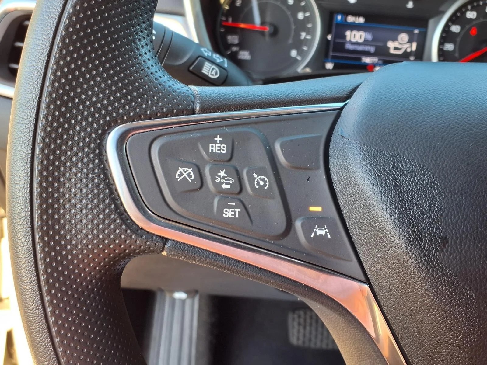 Used 2020 Silver Ice Metallic Chevrolet LT image 28