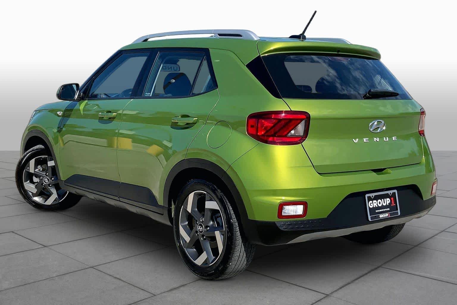 Used 2023 Green Apple Hyundai SEL image 12