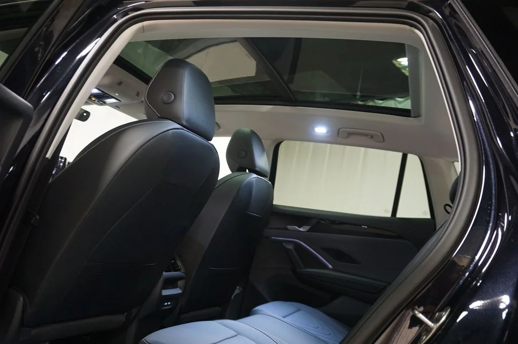 New 2026 Deep Black Volkswagen 2.0T SE image 28