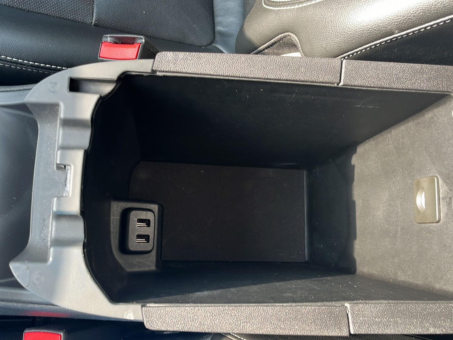 2023 GMC Terrain SLT - Photo 16