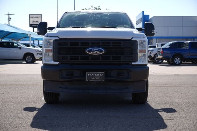 Used 2025 White Ford XL image 8