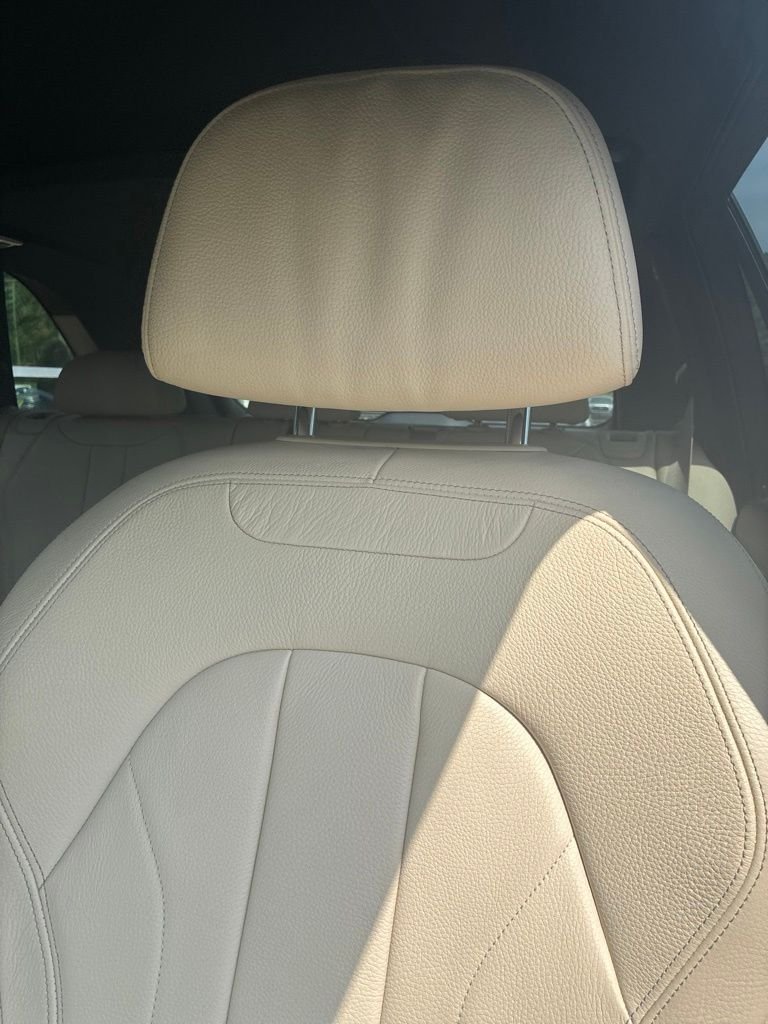 Used 2018 Black BMW xDrive40e image 5