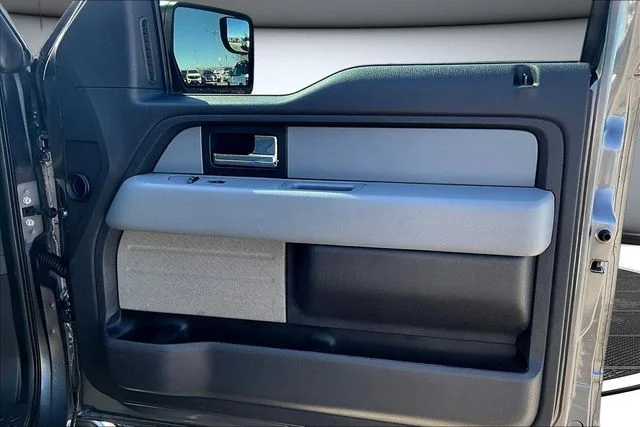 Used 2013 Gray Ford XLT image 26