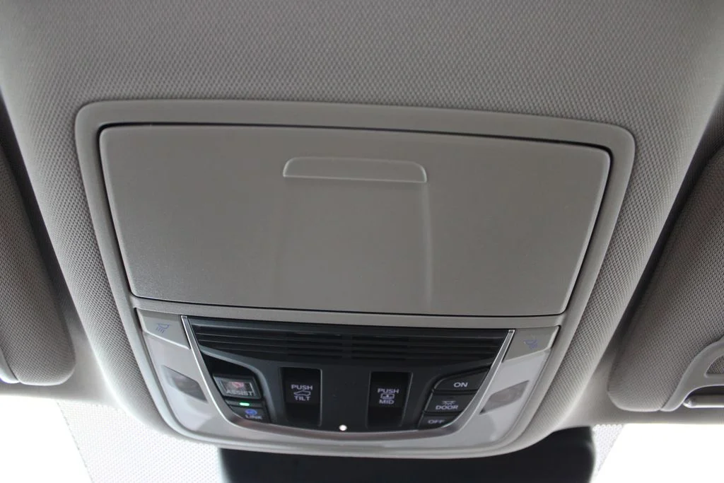 New 2026 Platinum White Pearl Acura Technology Package image 32