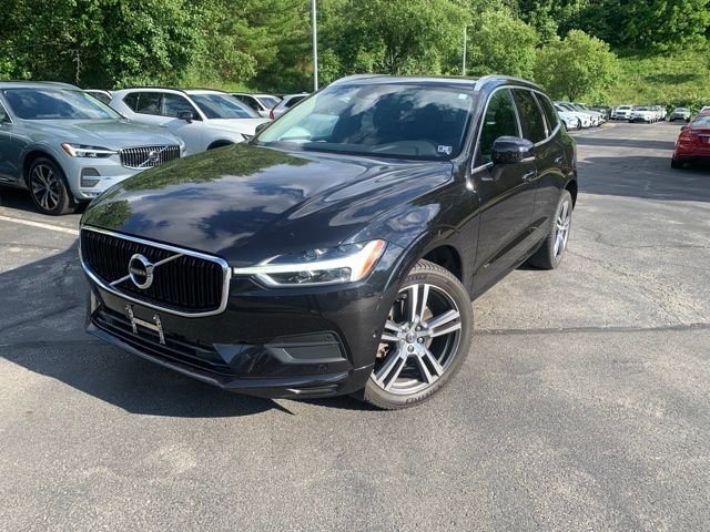 2019 Volvo XC60 Momentum AWD photo