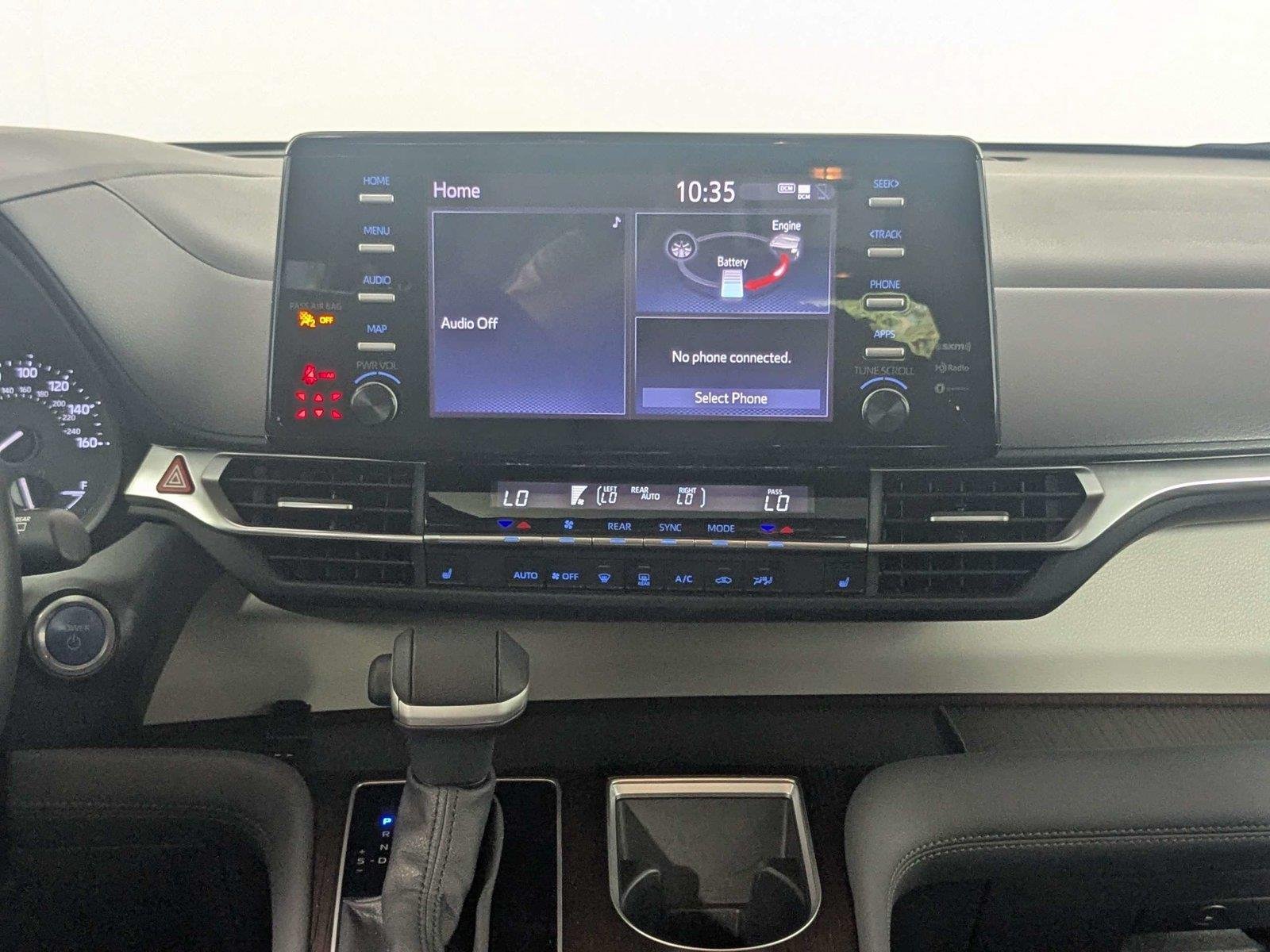 2024 Toyota Sienna XLE - Photo 41