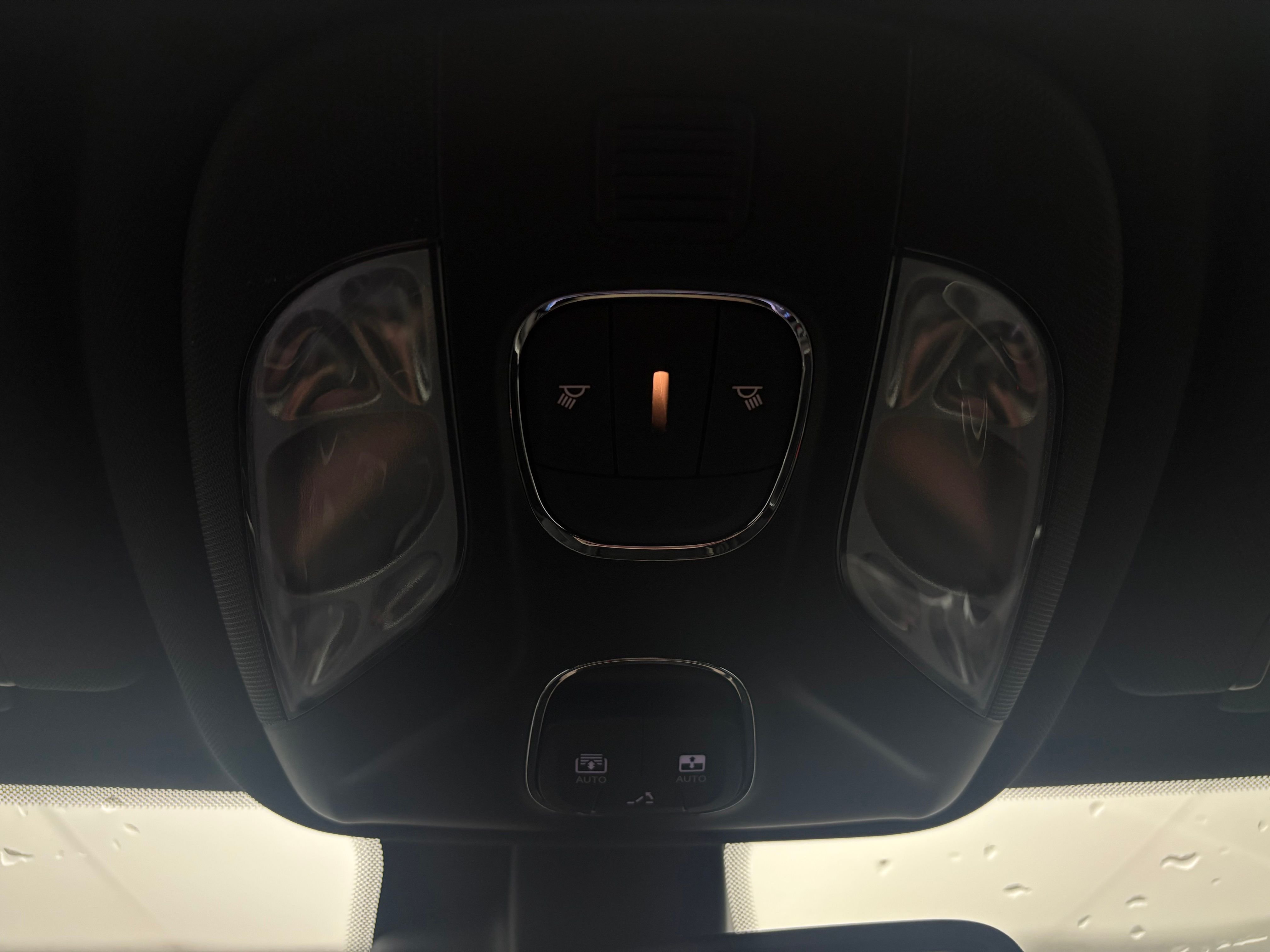 Used 2023 Bright White Clearcoat Jeep Limited image 28