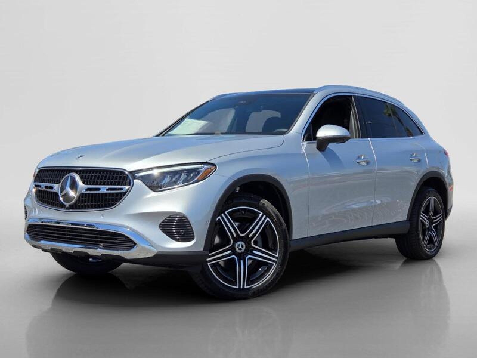 New 2026 Cirrus Silver Metallic Mercedes-Benz GLC 300 SUV image 1