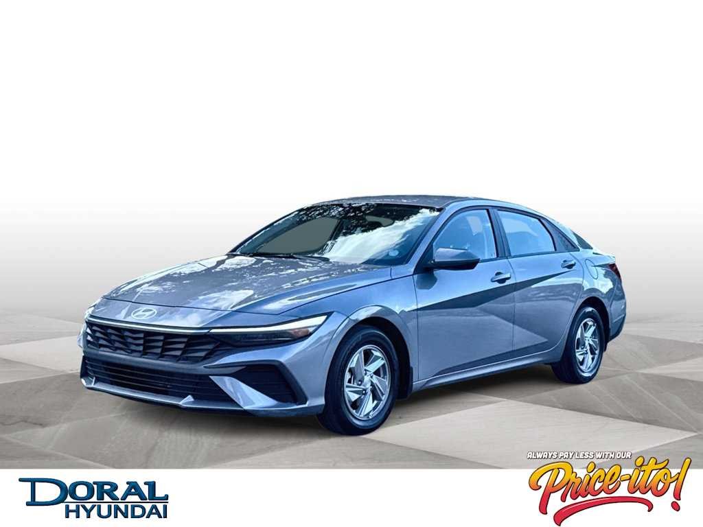 Used 2026 Fluid Metal Hyundai SE image 1