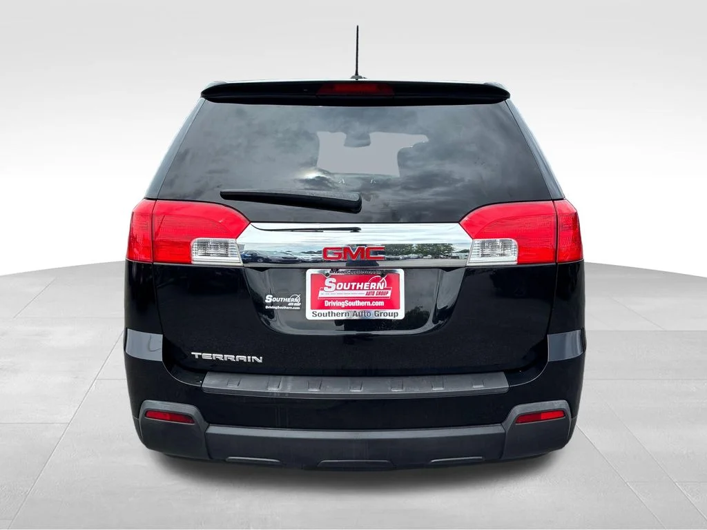 Used 2015 Black GMC SLE-1 image 4