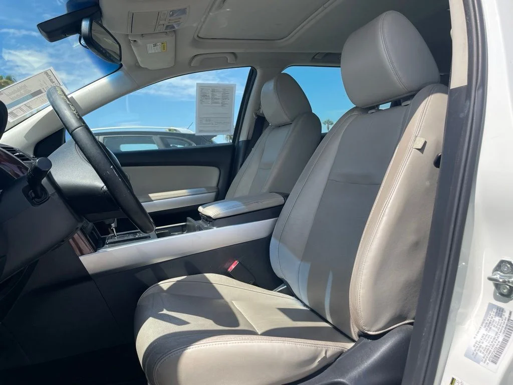 Used 2015 Crystal White Pearl Mazda Grand Touring image 7